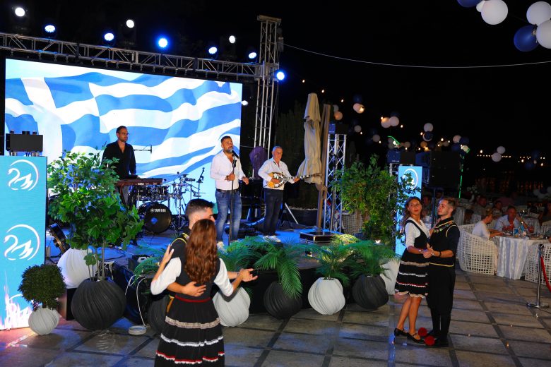 Ionuț Galani and the Greek-themed Night at Lebada Luxury Resort & SPA: An Unforgettable Evening Full of Joy and Authentic Traditions