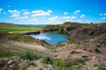 Iacobdeal Lake