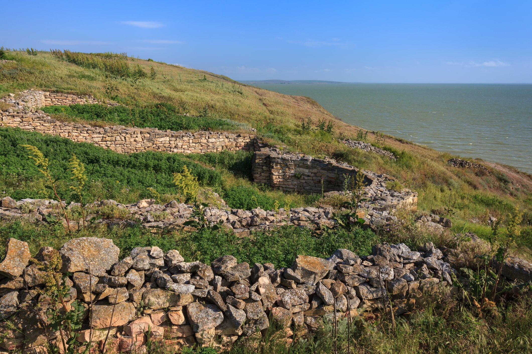 Panoramă asupra Cetății Argamum și a Lacului Razim
