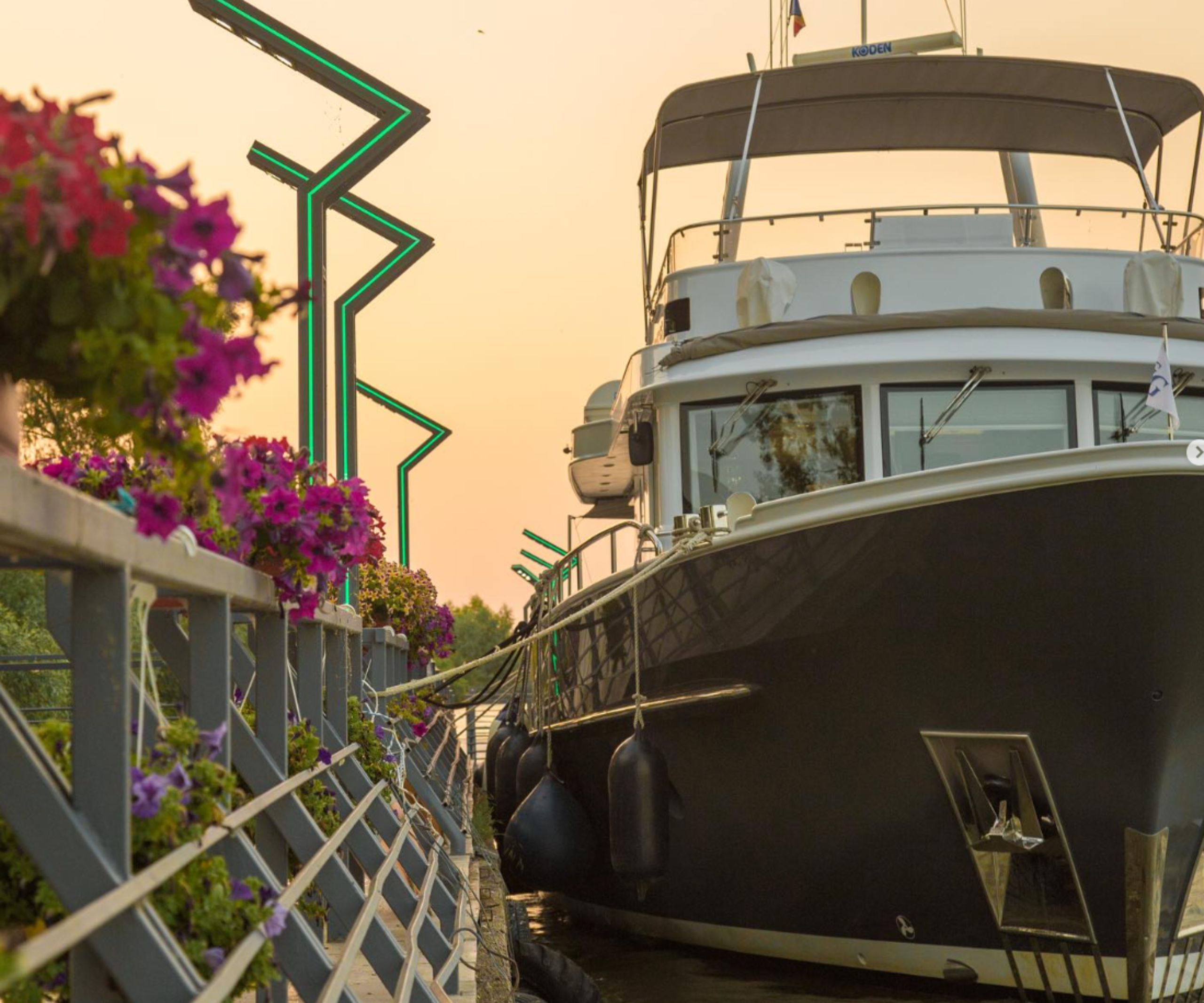 What costs are involved in a vacation in the Danube Delta 2 transport Delta Dunarii transfer turisti cu barca pe canale