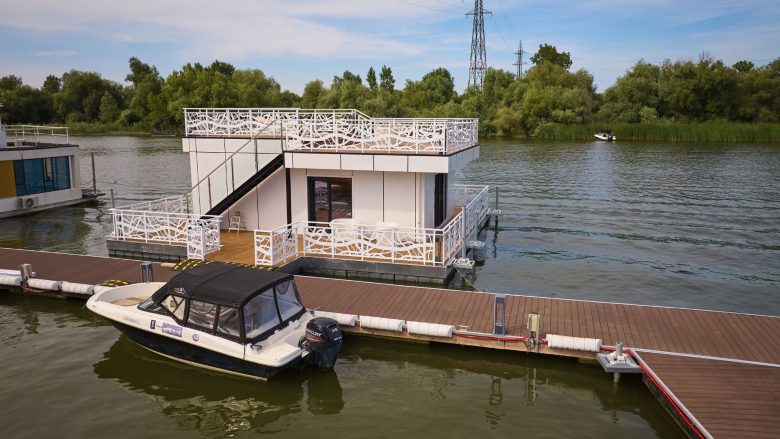 Floating Bungalow
